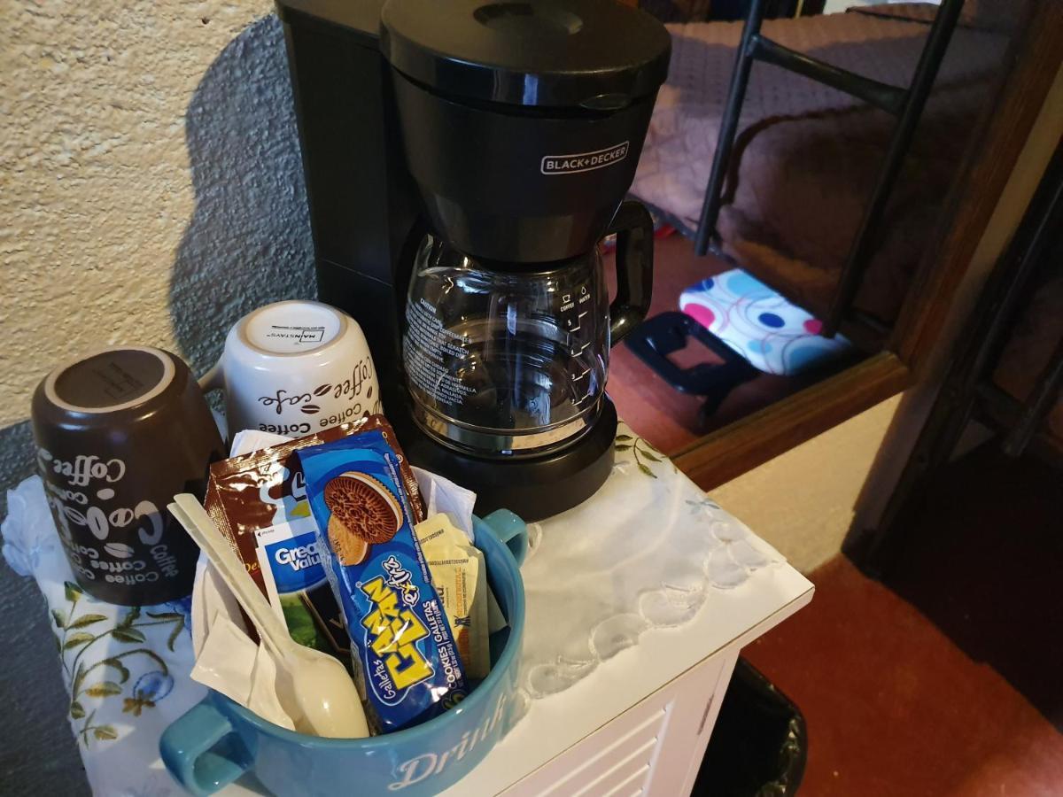アンティグア・グアテマラ Parrot House Bed & Breakfast エクステリア 写真